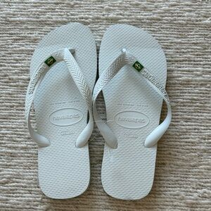 Havaianas White Flip Flops with Brazilian Flag Accent